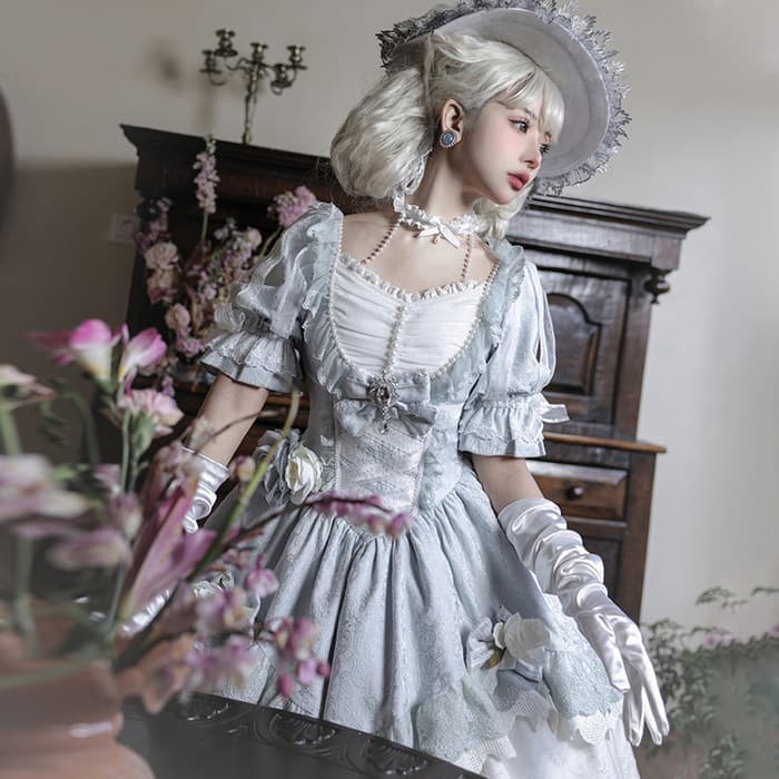 ロリータファッション 【クラシカルロリータ】パフスリーブライトブルーホワイトレースドレスワンピース