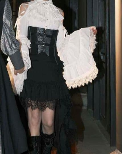 ロリータファッション  【ゴスロリ】ゴシック風ロリータドレスセット