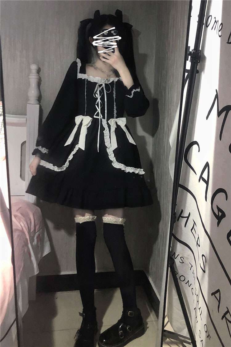 ロリータファッション【ゴスロリ】 レースフリルゴシックワンピース