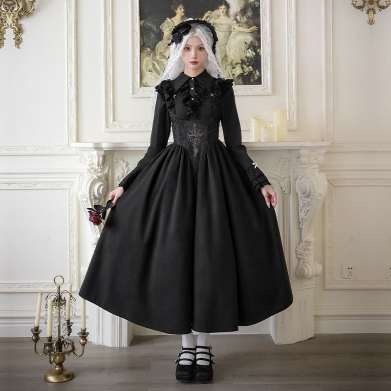ロリータファッション 【ゴスロリ】十字架刺繍入り貴婦人ドレス
