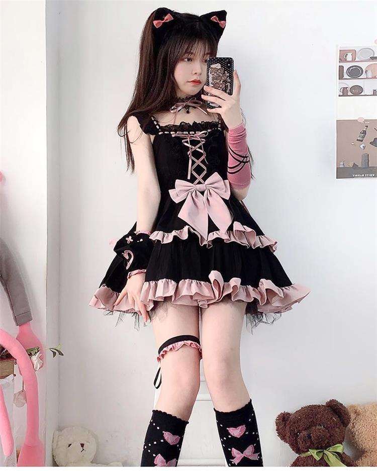 ロリータファッション【ゴスロリ】 姫様風レースアップフリルワンピース