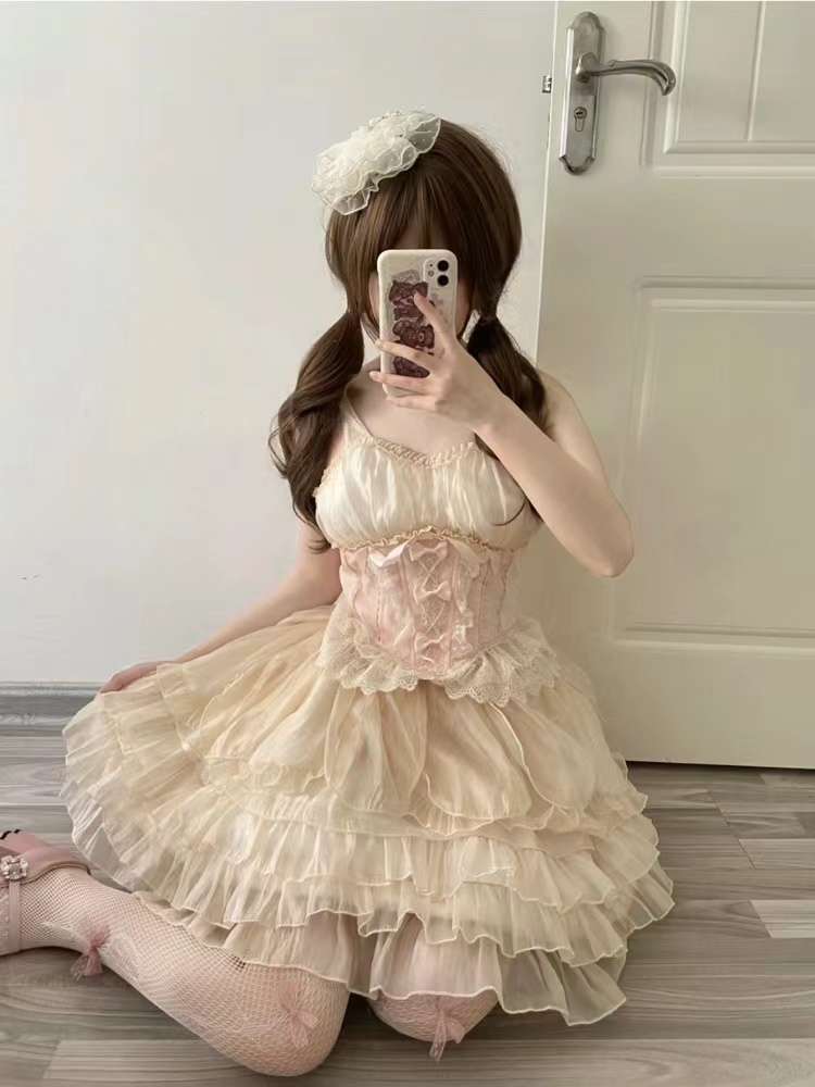 ロリータファッション 【甘ロリータ】姫様のレースフリル重ねドレス