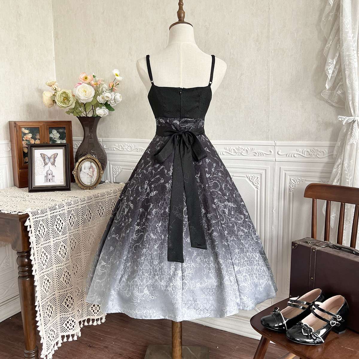 ロリータファッション 【クラシカルロリータ】優雅な貴婦人風ドレスセット