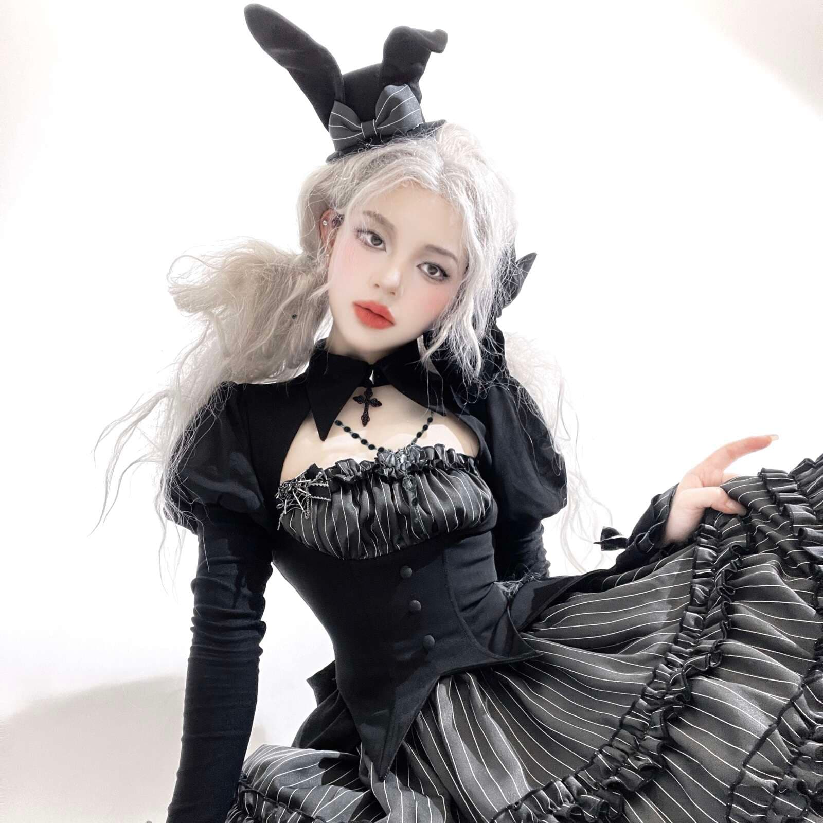 ロリータファッション  うさみみヘアバンド付きゴシックドレス