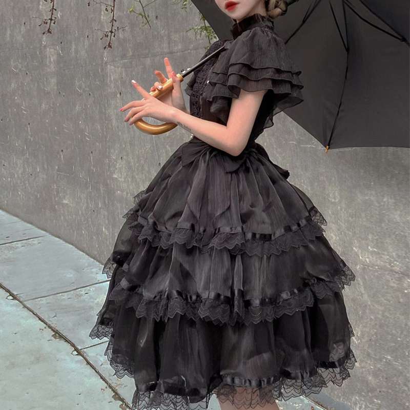 ロリータファッション 【ゴスロリ】優雅な姫様風フリルティアードワンピース