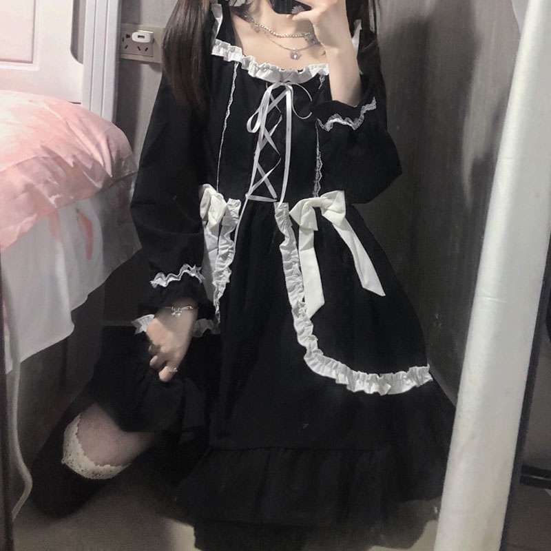 ロリータファッション【ゴスロリ】 レースフリルゴシックワンピース