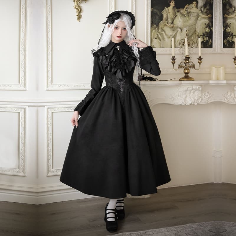 ロリータファッション 【ゴスロリ】十字架刺繍入り貴婦人ドレス