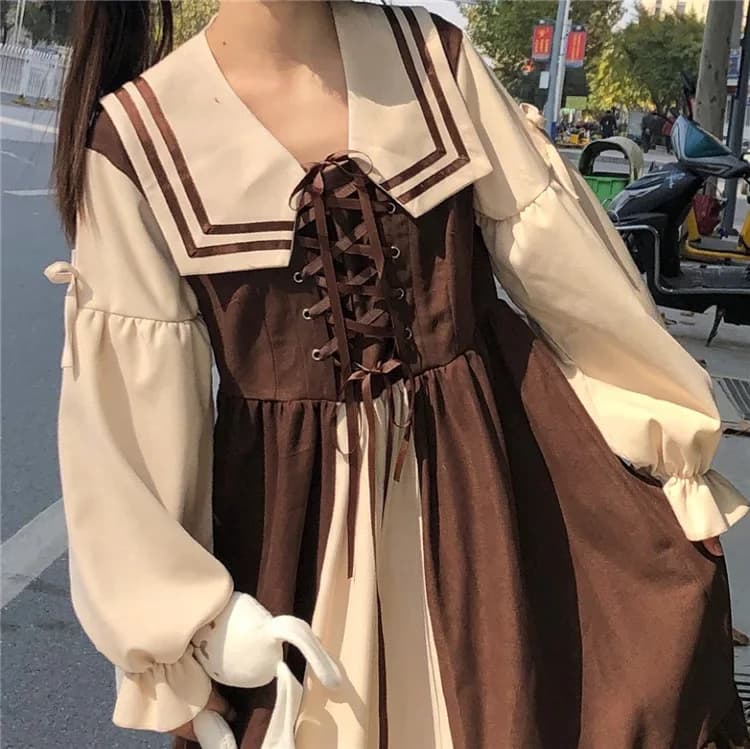 ロリータファッション セーラー襟編み上げ切替ワンピース