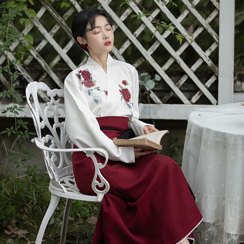 ロリータファッション 【和風ロリータ】薔薇刺繍入り着物風ロリータドレス