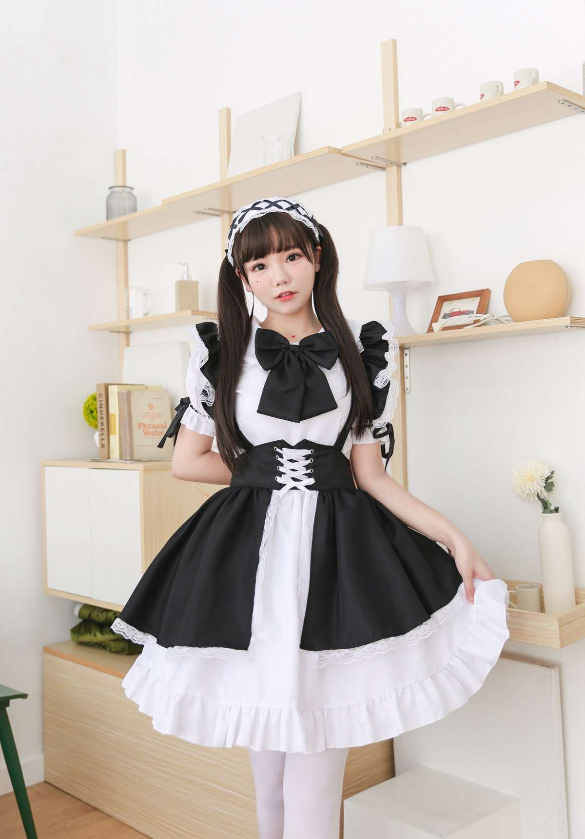 ロリータファッション 【クラシカルロリータ】姫様風メイド服ワンピース