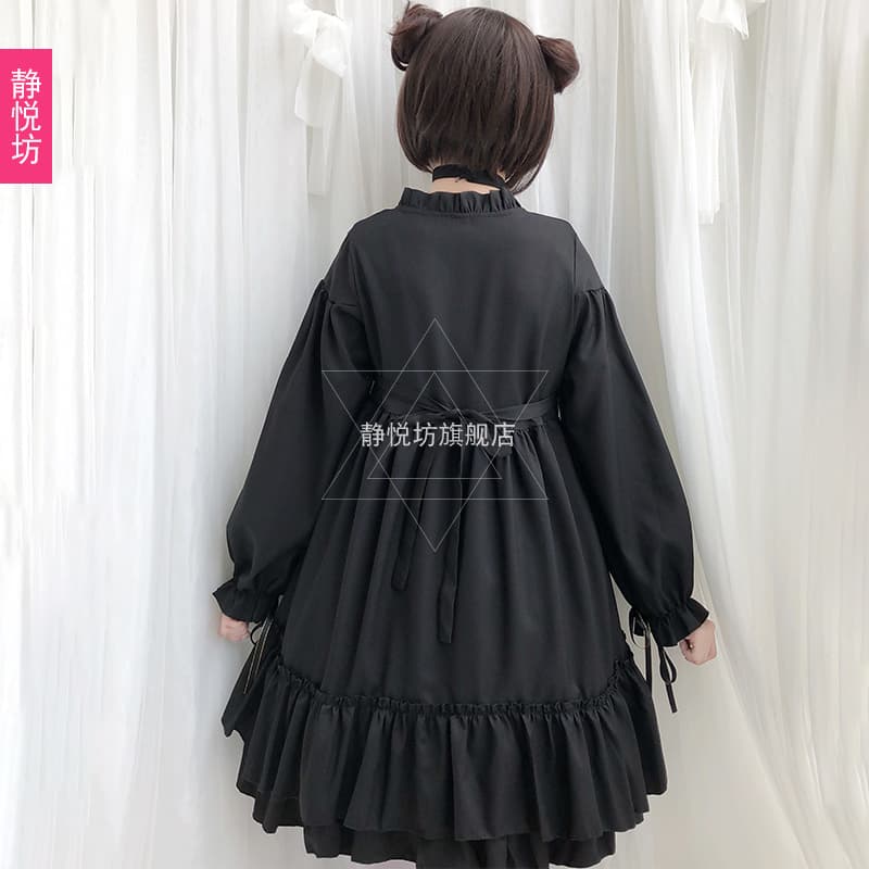 ロリータファッション【ゴスロリ】レトロシックなブラックワンピース