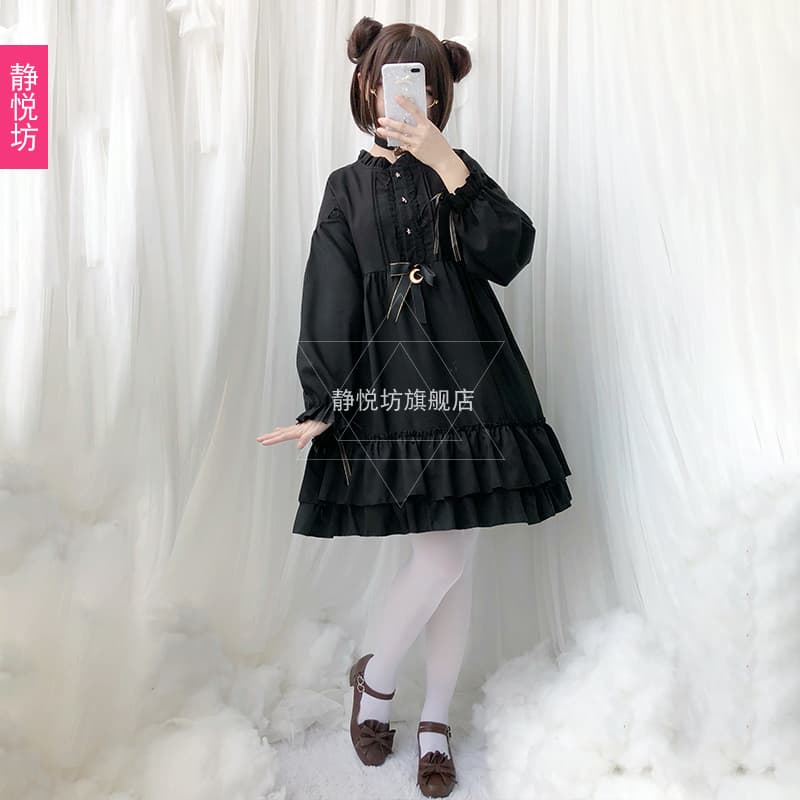 ロリータファッション【ゴスロリ】レトロシックなブラックワンピース