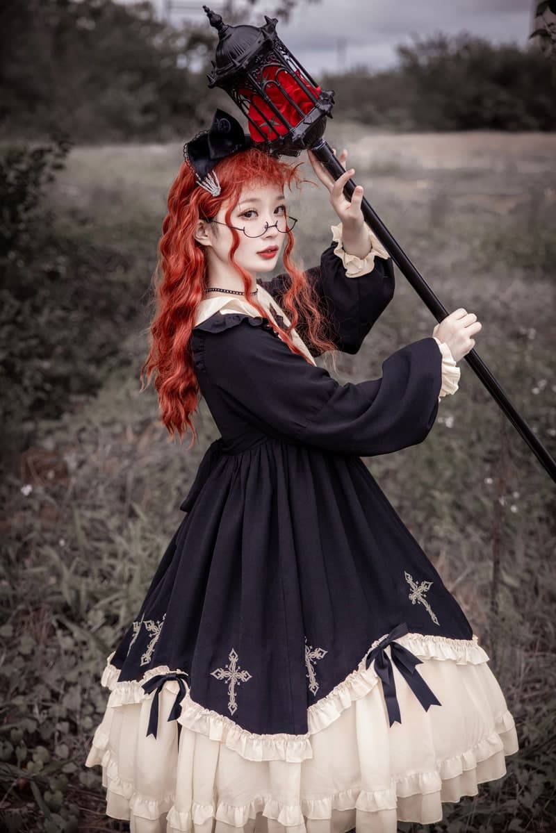 ロリータファッション【ゴスロリ】シスターウィッチブラックリボンドレスワンピース