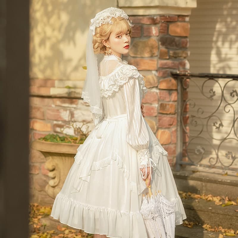 ロリータファッション 【クラシカルロリータ】レトロウェディングドレス風長袖ドレス