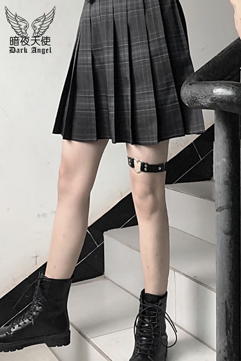 ロリータファッション【ゴスロリ】ロリータガーターベルト ハート型 ブラックガーターベルト ロリータファッション