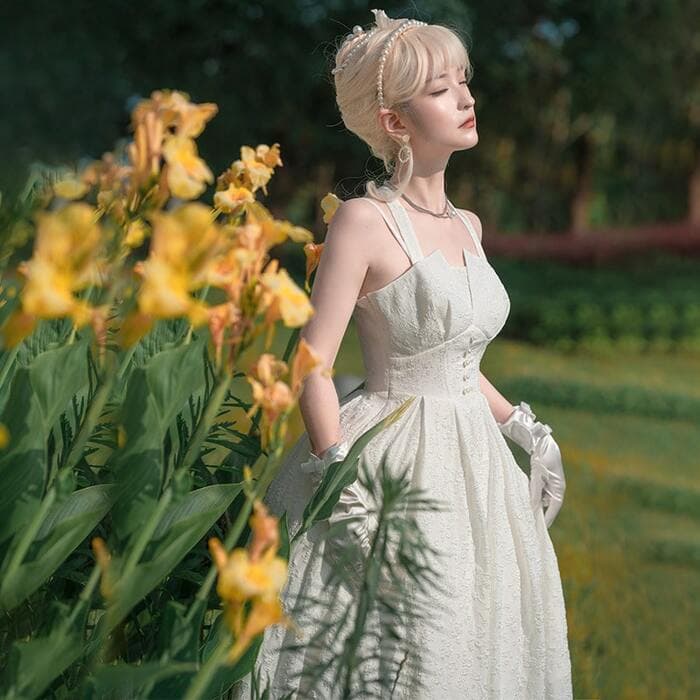 ロリータファッション 【クラシカルロリータ】園庭のお嬢様 純白ロリータドレス