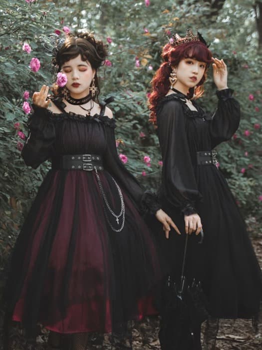 ロリータファッション【ゴスロリ】レーススカートワンピース~館の庭の黒い霧~