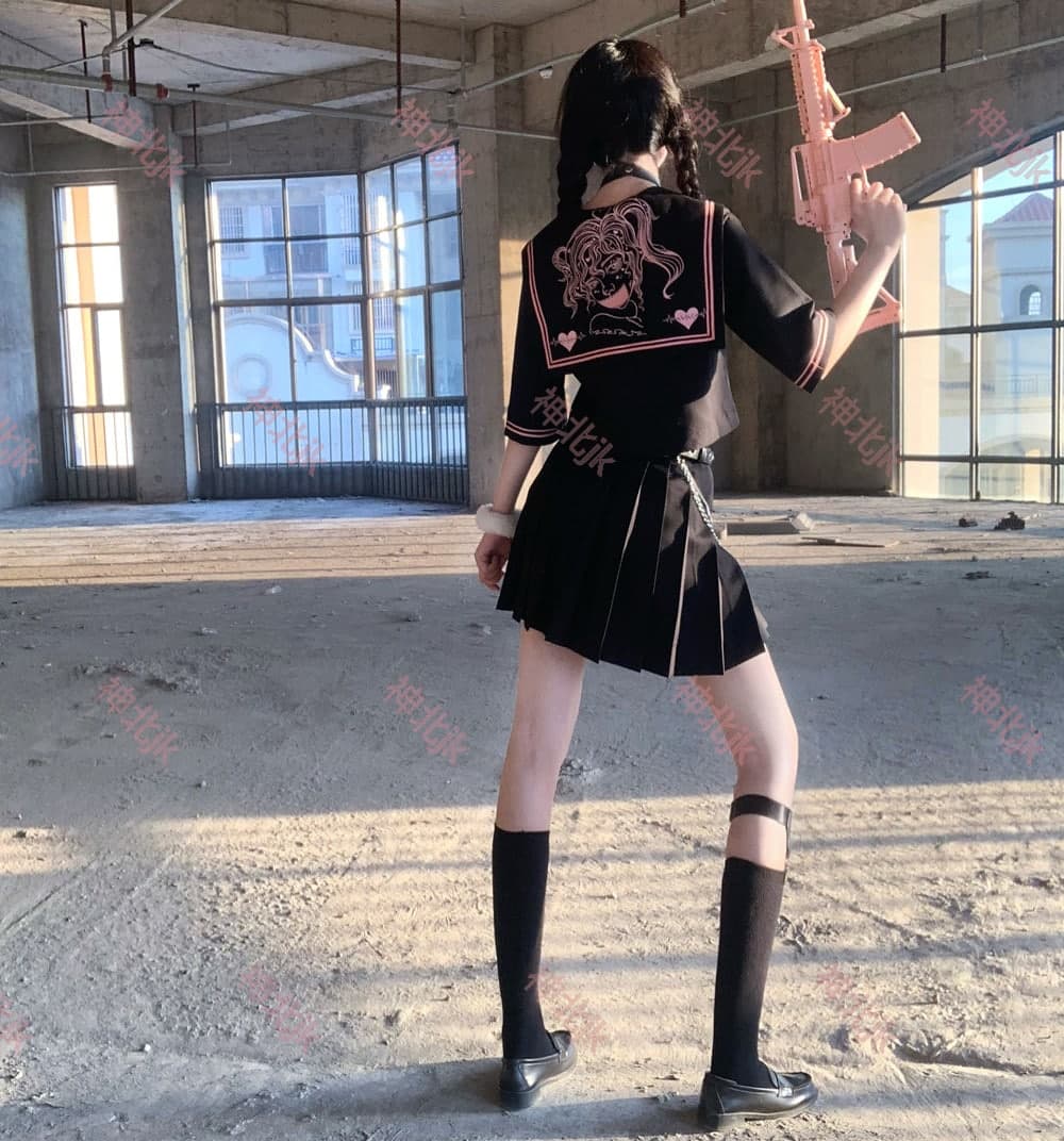 ロリータファッション【和風ロリータ】昭和のヤンキー風セーラー服