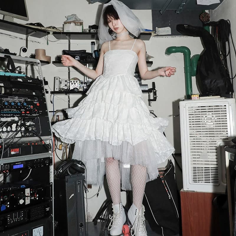 ロリータファッション 【クラシカルロリータ】】星の柄が特徴的なロリータドレス