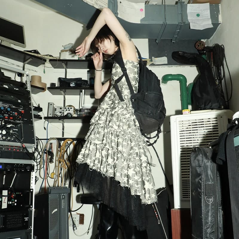 ロリータファッション 【クラシカルロリータ】】星の柄が特徴的なロリータドレス