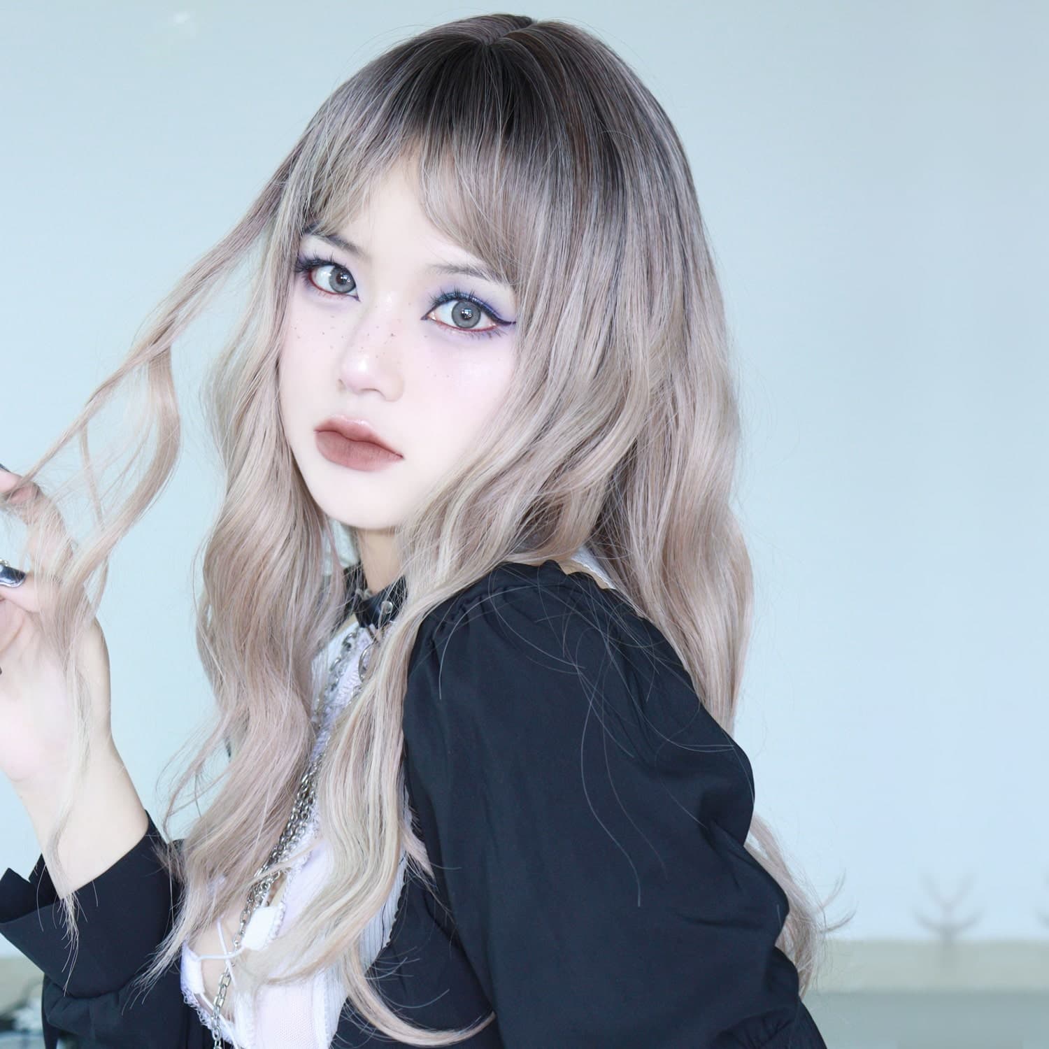 【甘ロリータ】色白に似合うカールロングヘアスタイル ロリータファッション