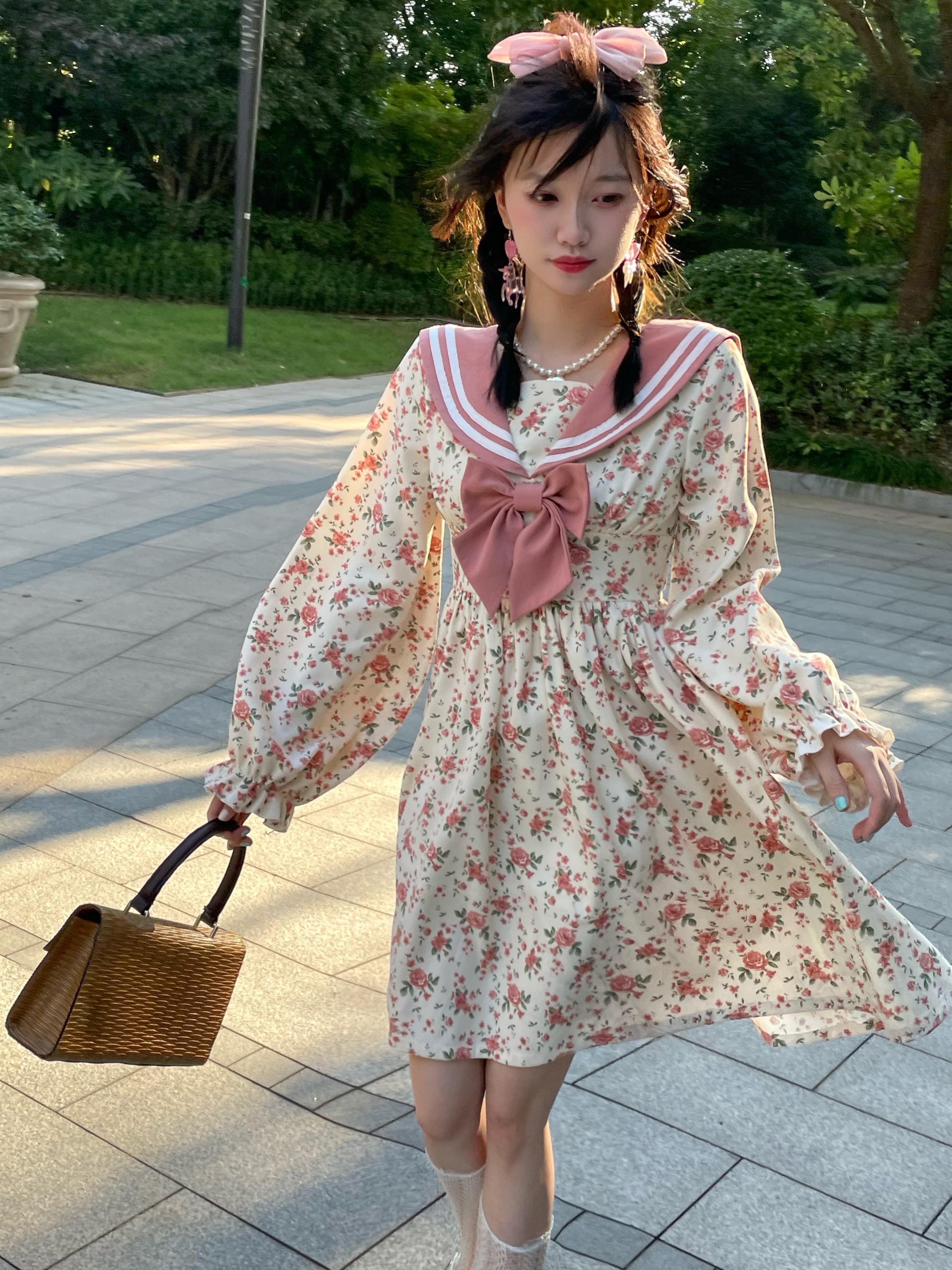 ロリータファッション【甘ロリータ】ネイビー森ガールロリータ