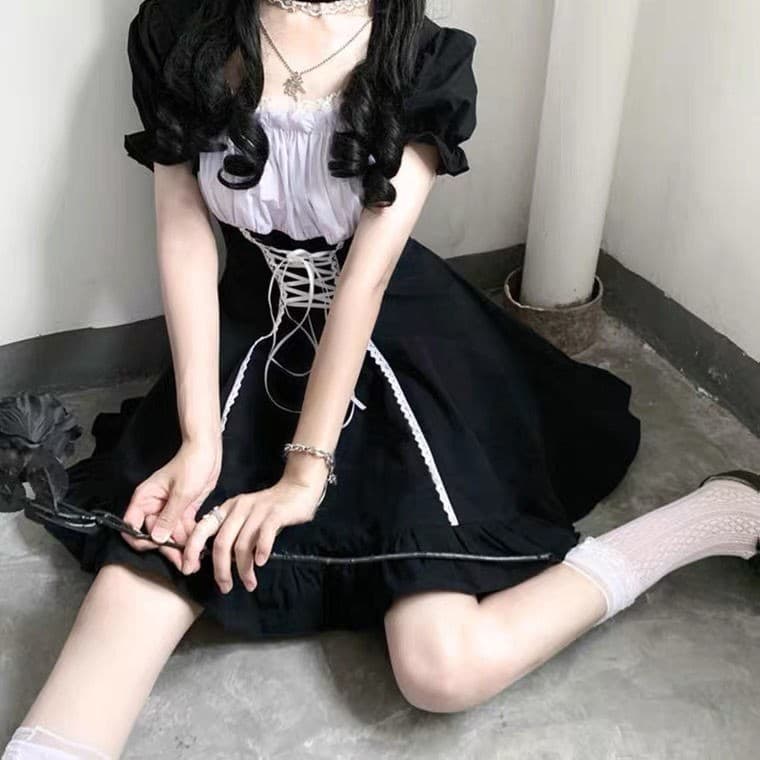 ロリータファッション【ゴスロリ】パフスリーブメイドロリータ