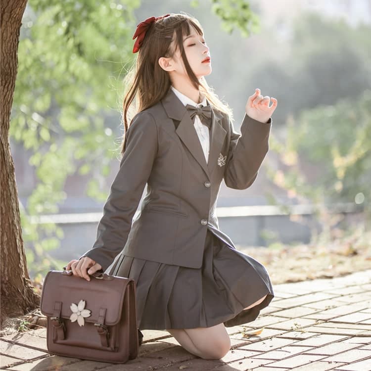 ロリータファッション 【クラシカルロリータ】レトロスリーピーススーツ